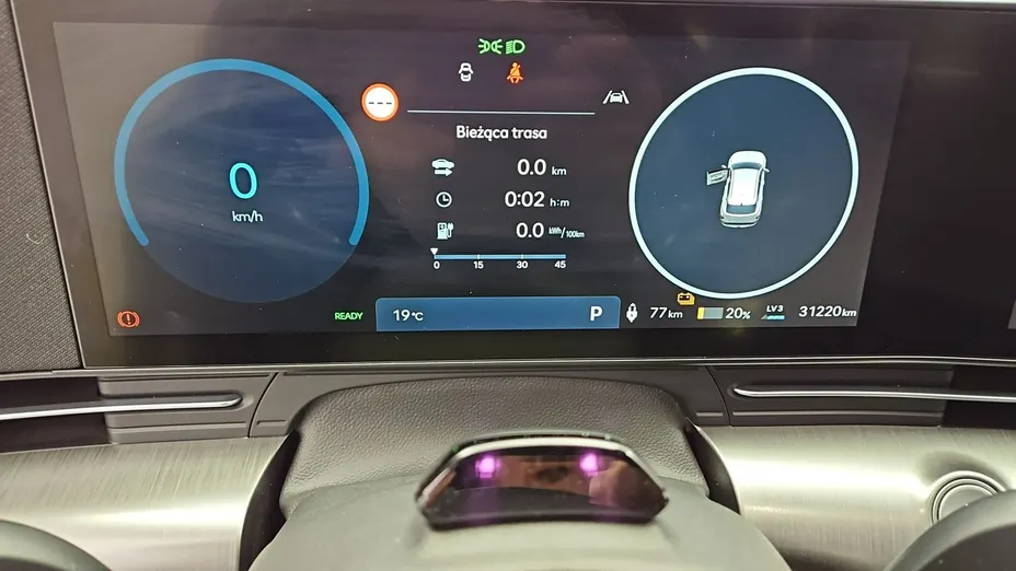 HYUNDAI Kona -