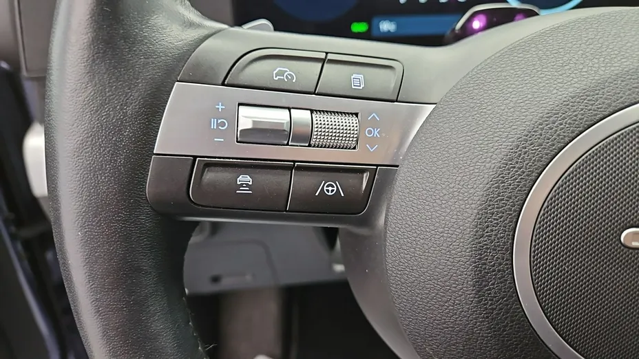 HYUNDAI Kona -