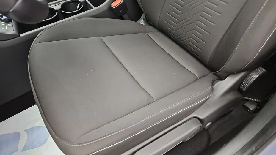 HYUNDAI Kona -