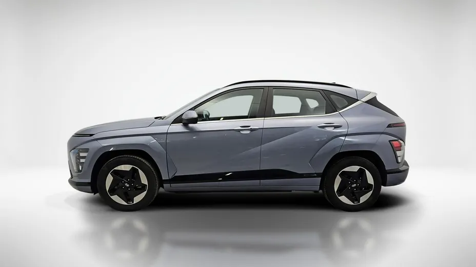 HYUNDAI Kona -