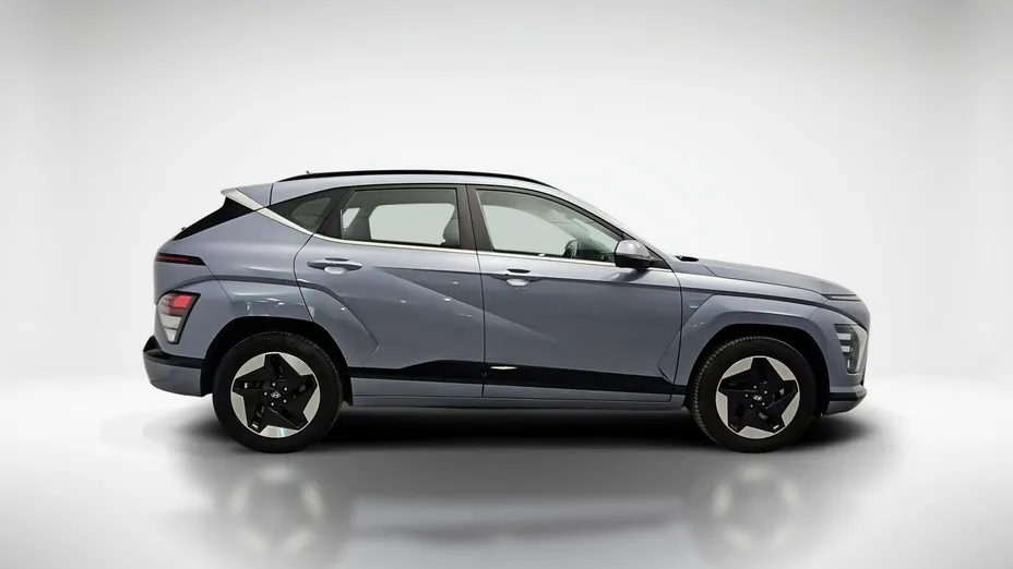 HYUNDAI Kona -