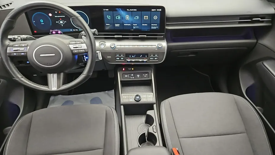 HYUNDAI Kona -