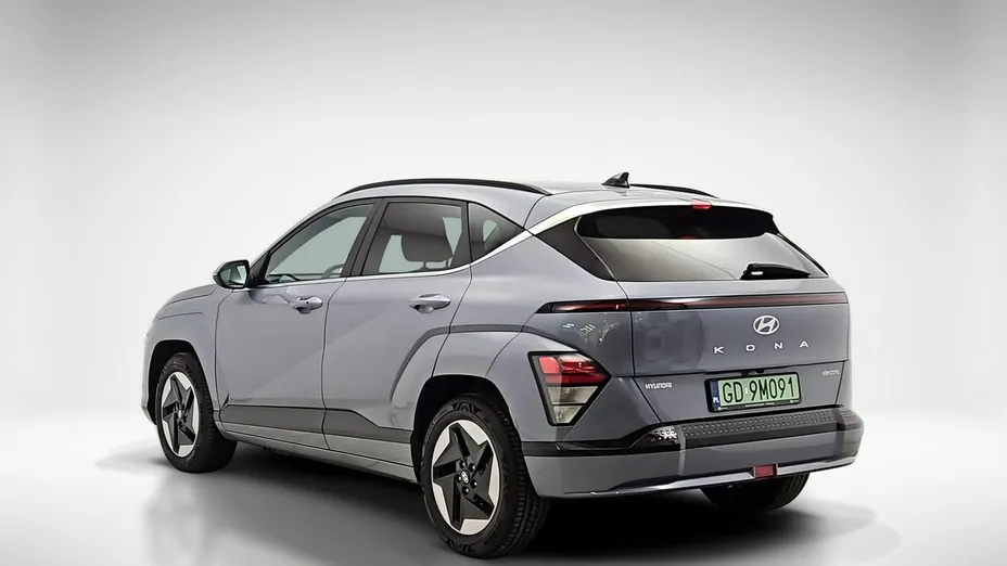HYUNDAI Kona -