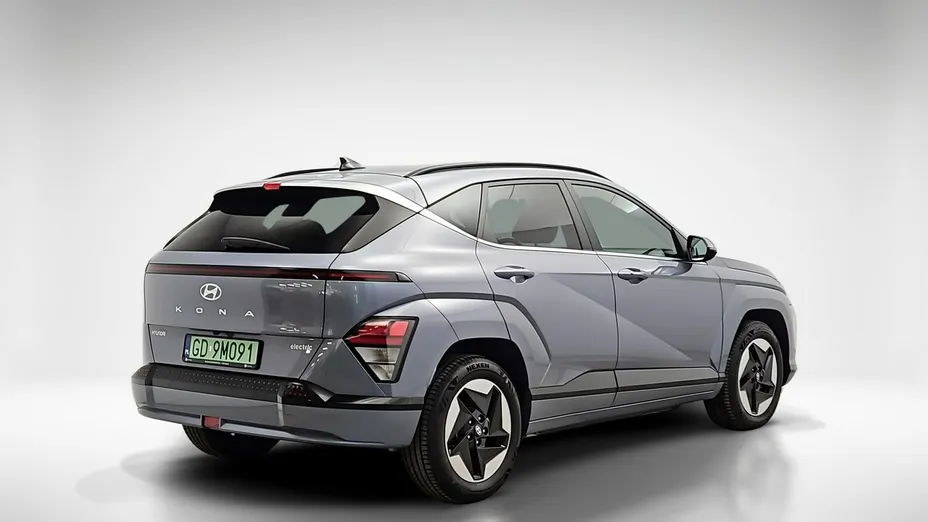 HYUNDAI Kona -