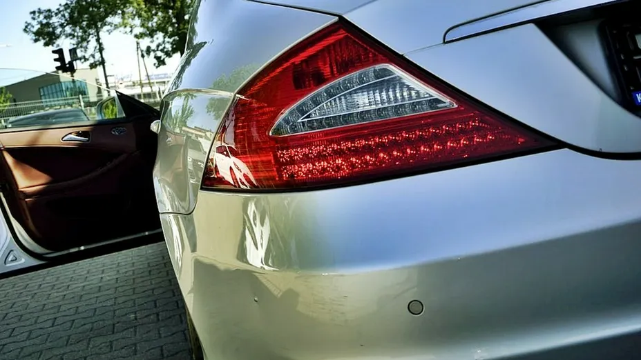 MERCEDES-BENZ CLS -