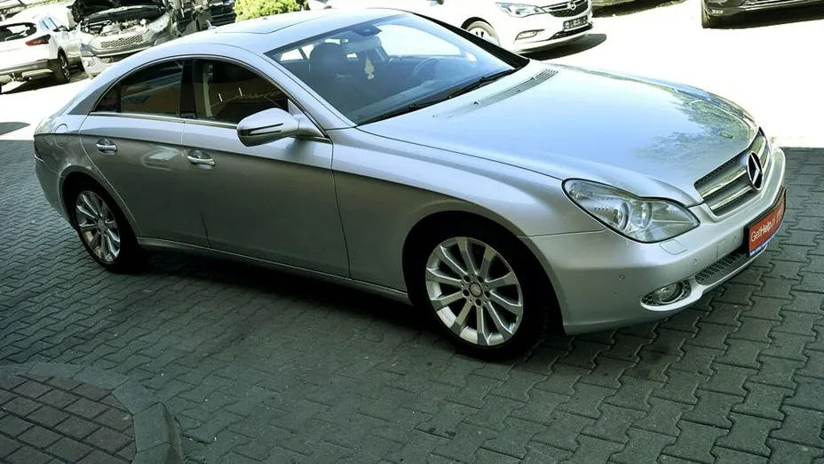 MERCEDES-BENZ CLS -