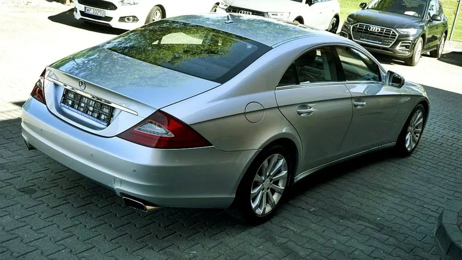 MERCEDES-BENZ CLS -