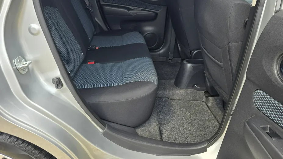 NISSAN Note -