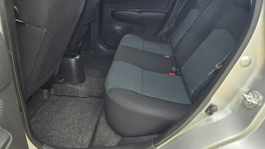 NISSAN Note -