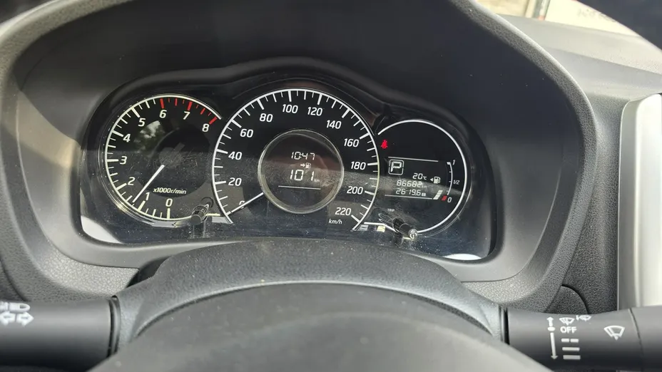 NISSAN Note -