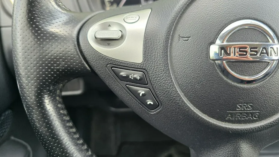 NISSAN Note -