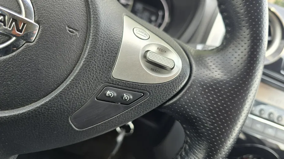 NISSAN Note -
