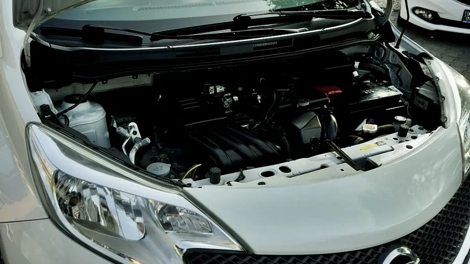 NISSAN Note -