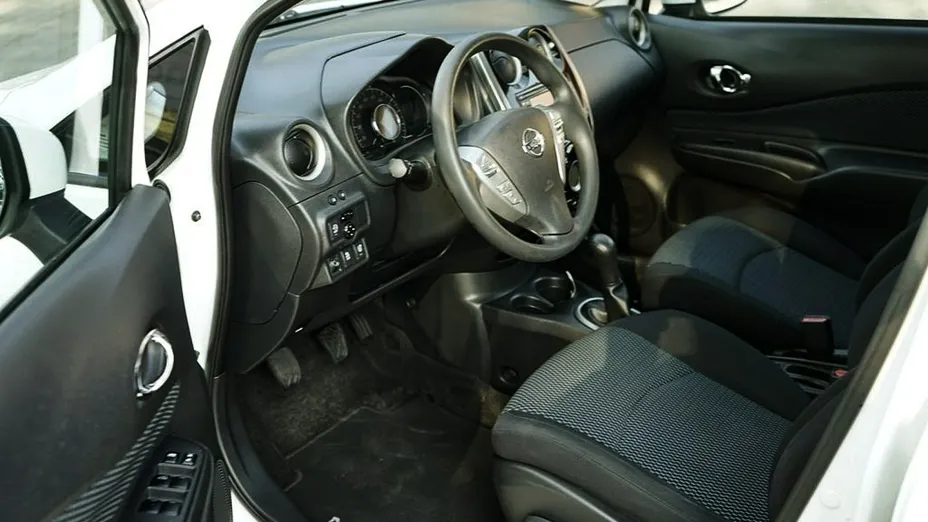 NISSAN Note -