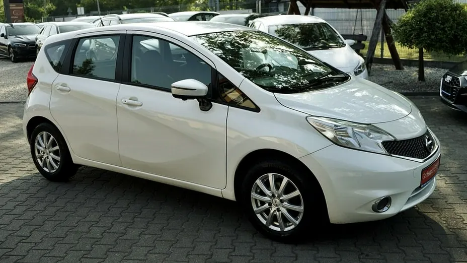 NISSAN Note -
