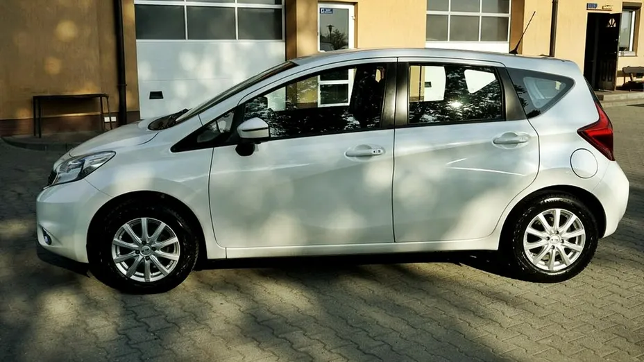 NISSAN Note -