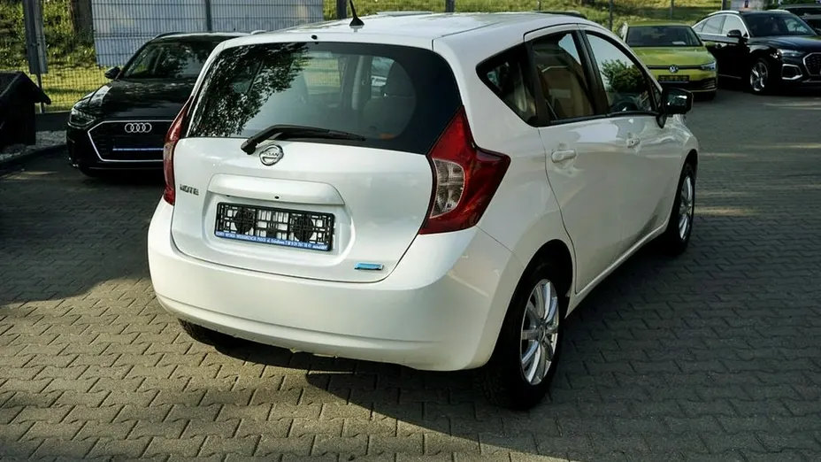 NISSAN Note -