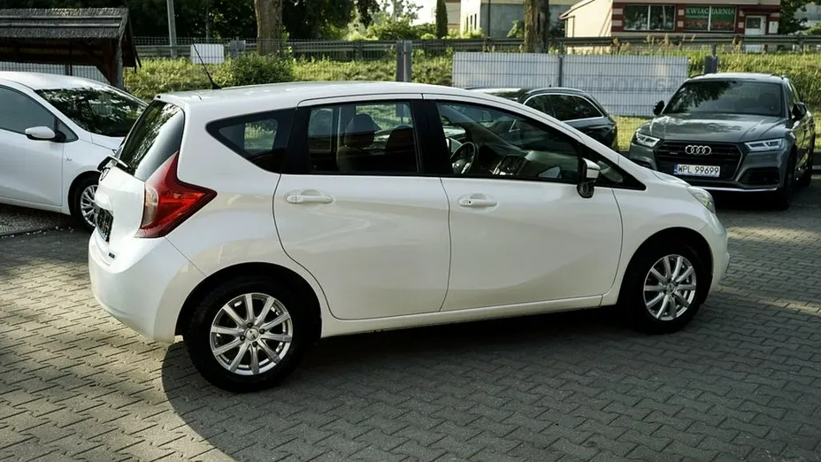 NISSAN Note -