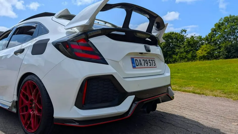 HONDA Civic -