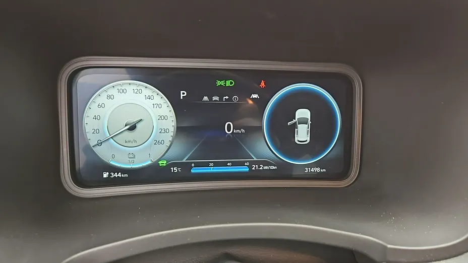 HYUNDAI Kona -