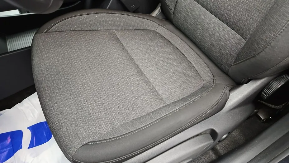 HYUNDAI Kona -