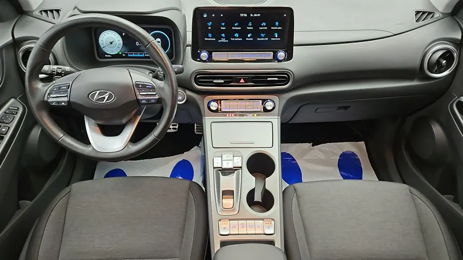 HYUNDAI Kona -