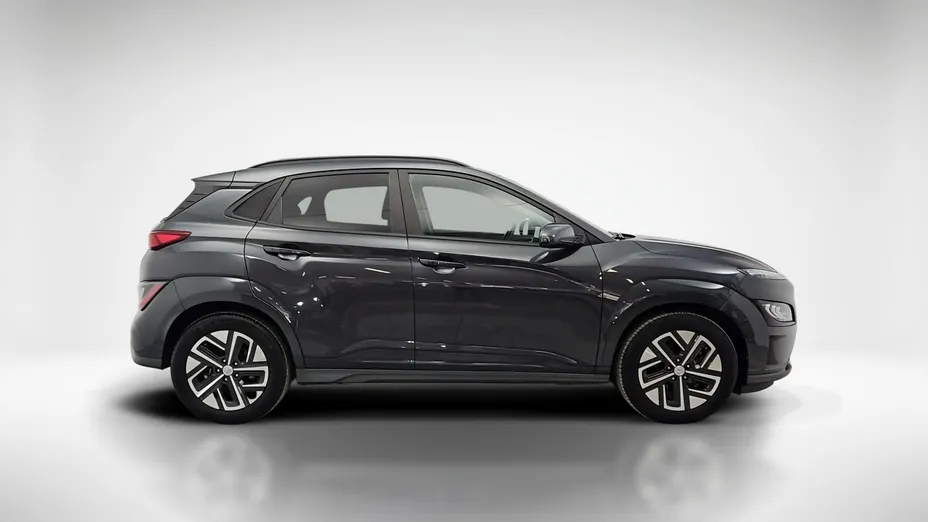 HYUNDAI Kona -