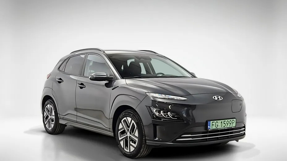 HYUNDAI Kona -