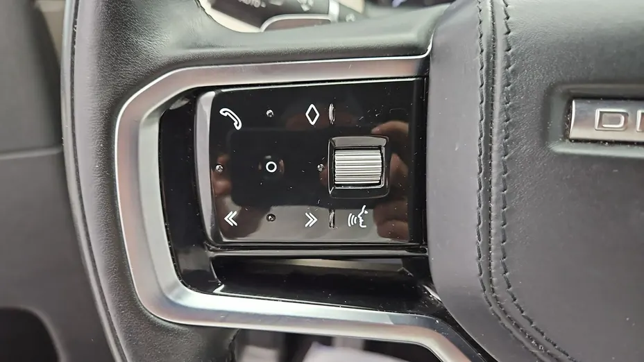 LAND ROVER Discovery Sport -