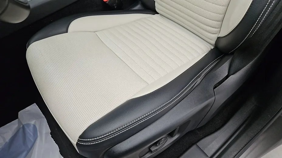 LAND ROVER Discovery Sport -