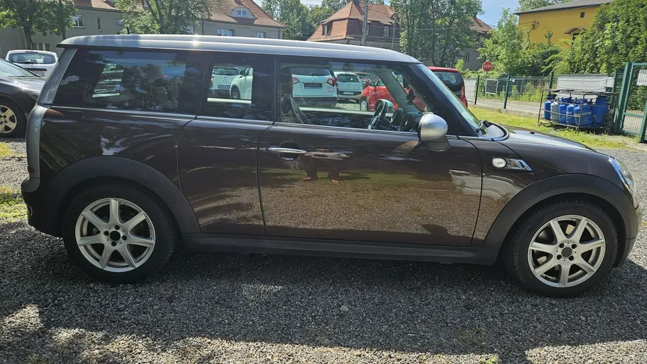 MINI Clubman -