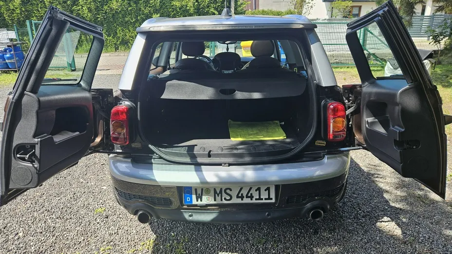 MINI Clubman -