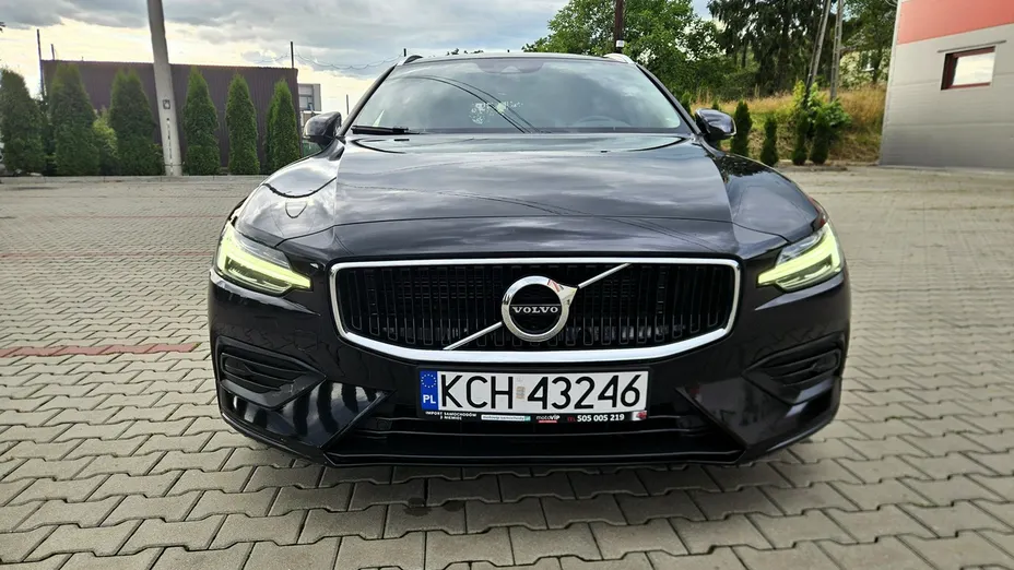 VOLVO V60 -