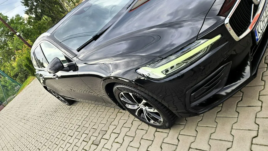 VOLVO V60 -