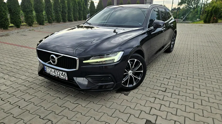 VOLVO V60 -