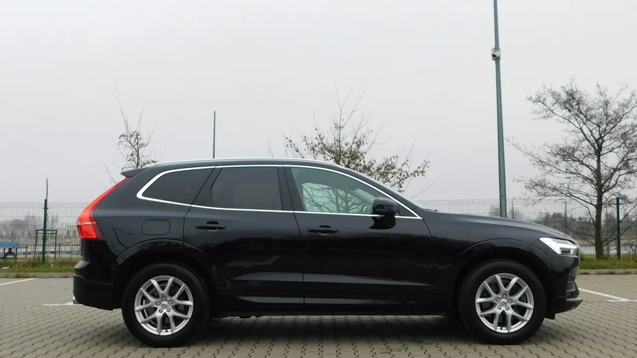 VOLVO XC60 -