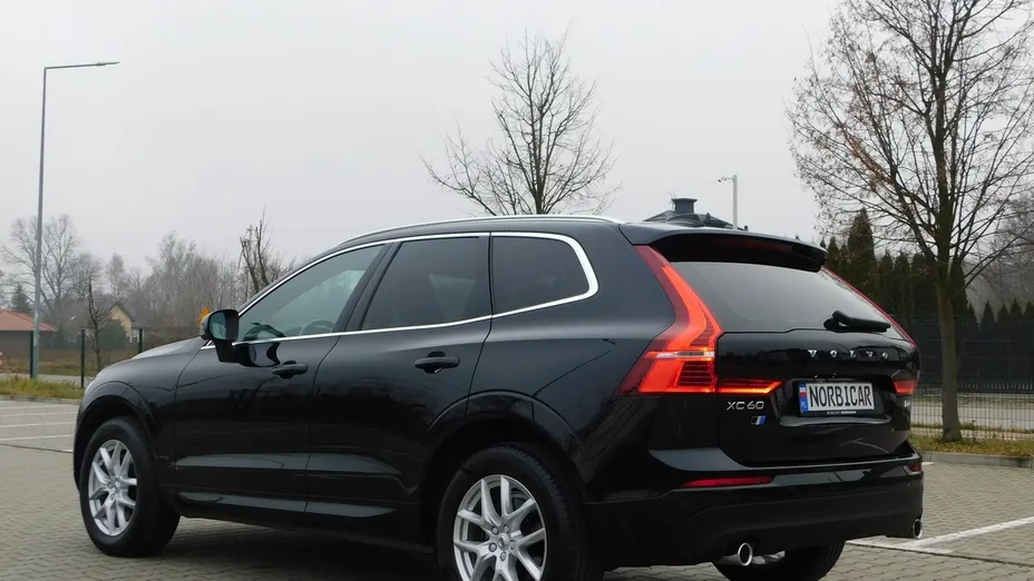 VOLVO XC60 -