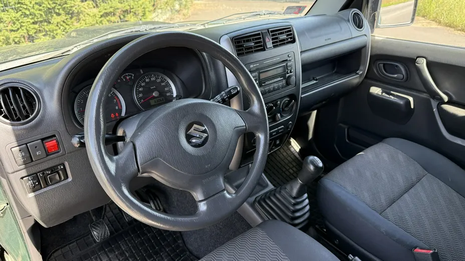 SUZUKI Jimny -