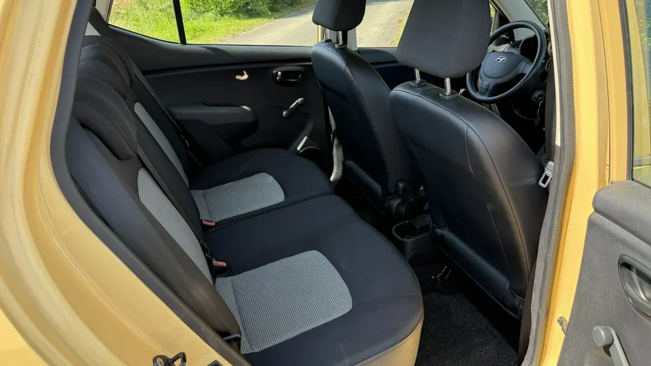 HYUNDAI i10 -