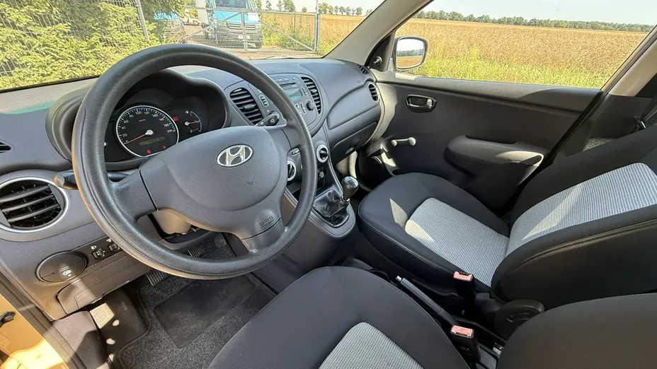 HYUNDAI i10 -