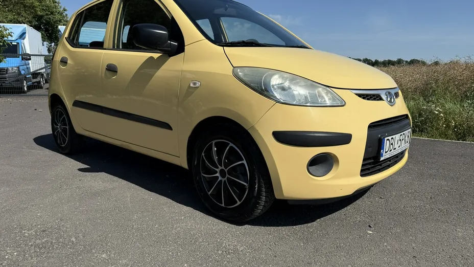HYUNDAI i10 -