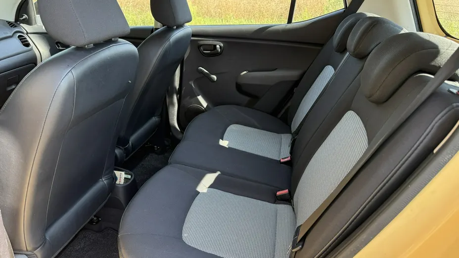 HYUNDAI i10 -
