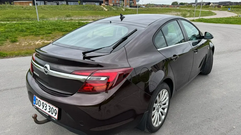 OPEL Insignia -