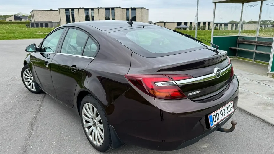 OPEL Insignia -