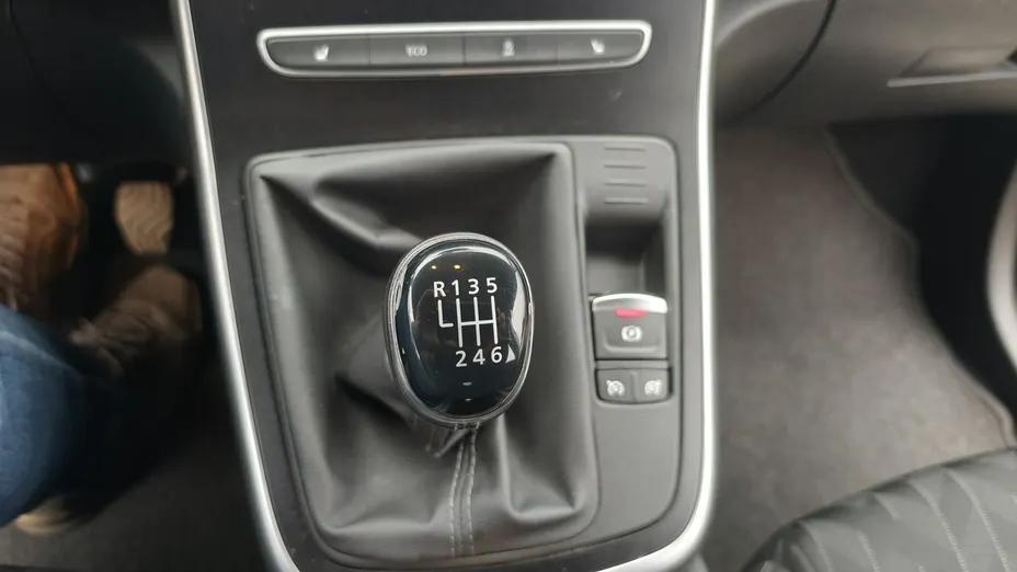 RENAULT Scenic -