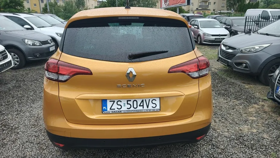 RENAULT Scenic -