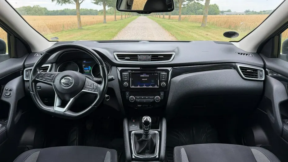 NISSAN Qashqai -