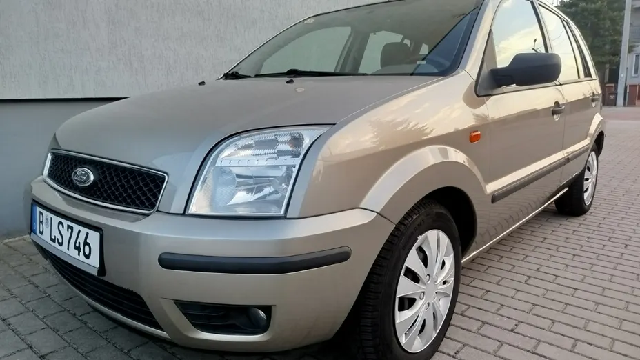 FORD Fusion -