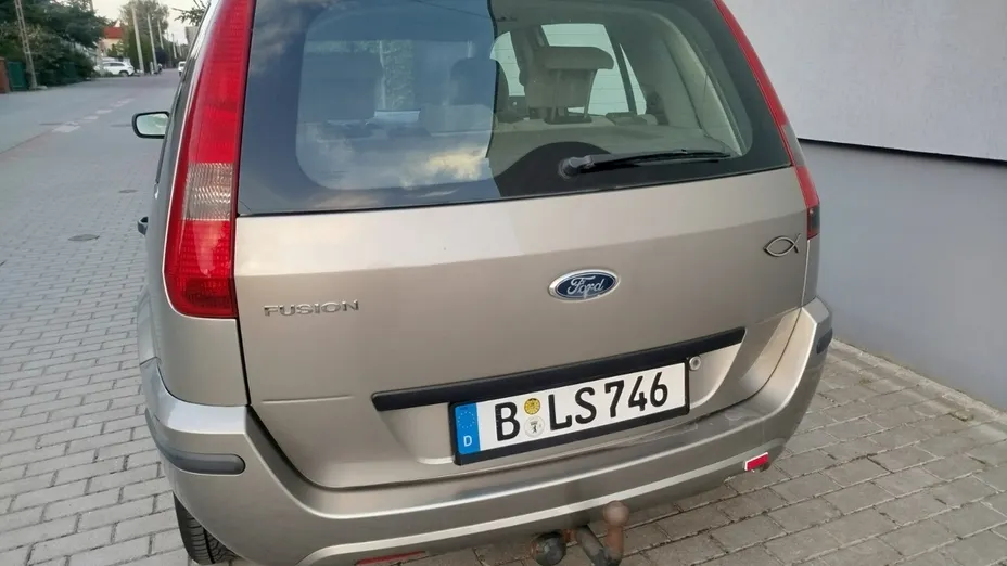 FORD Fusion -