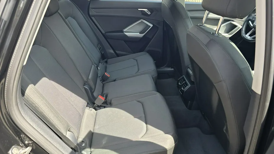 AUDI Q3 -